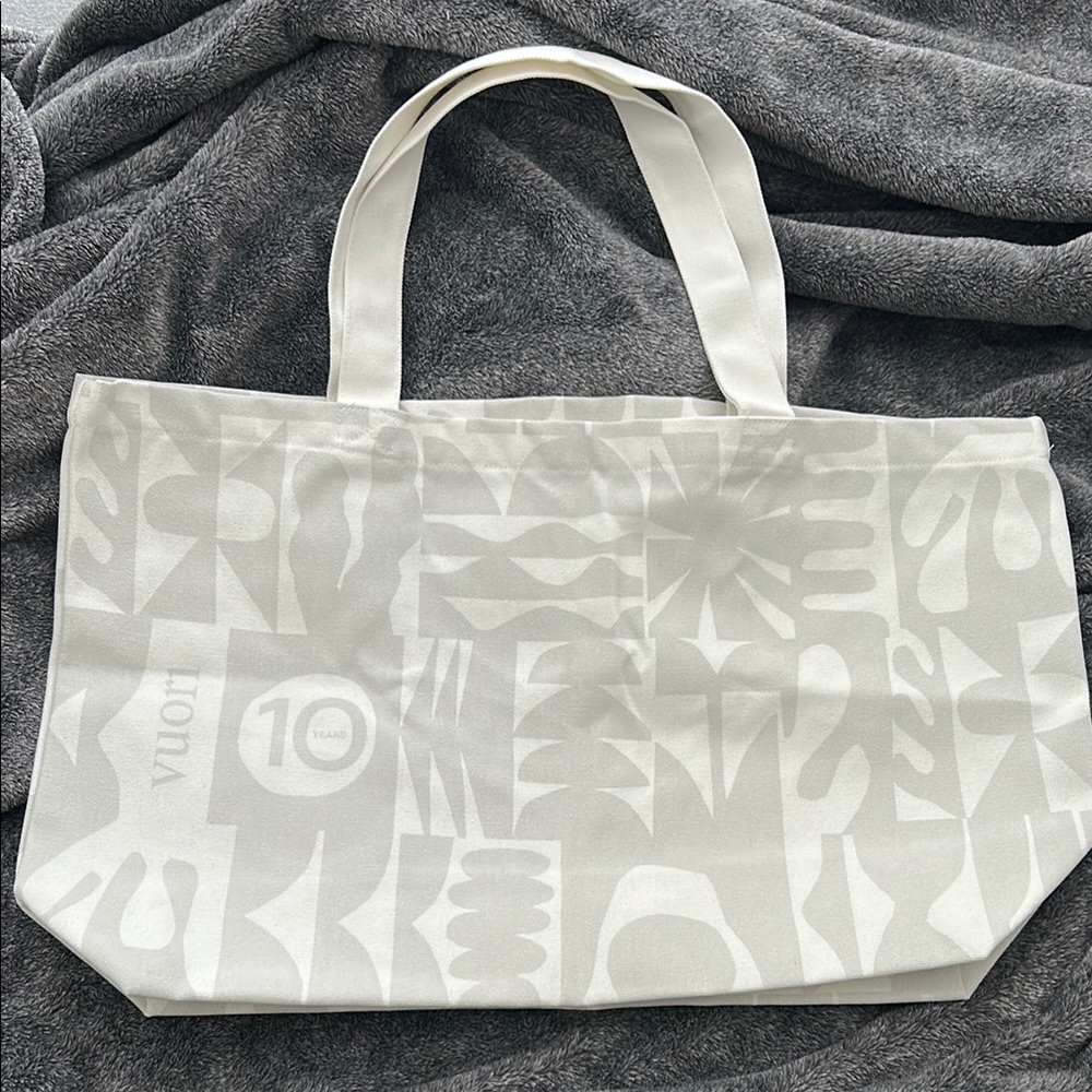 Vuori large tote